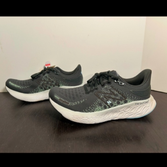 NWOB New Balance Fresh Foam X 1080 v12 Running Shoes Black/Green/Blue 9D Wide - Picture 7 of 16